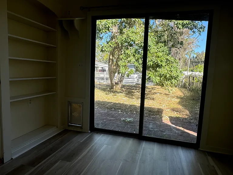 2607 Meadow Brook Dr — Photo 9