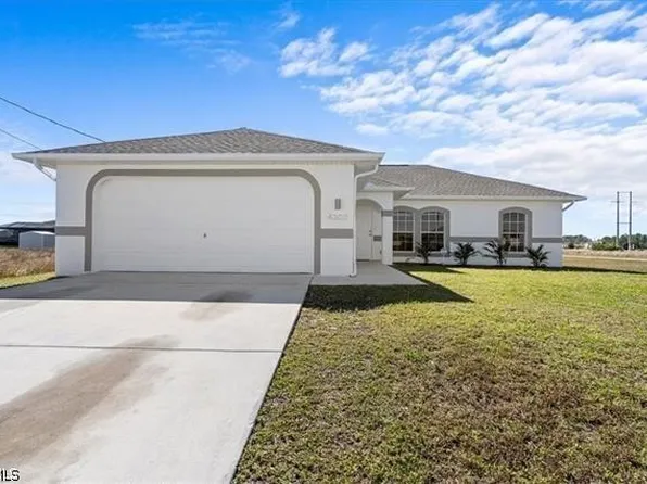 4303 26th St SW, Lehigh Acres, FL 33976