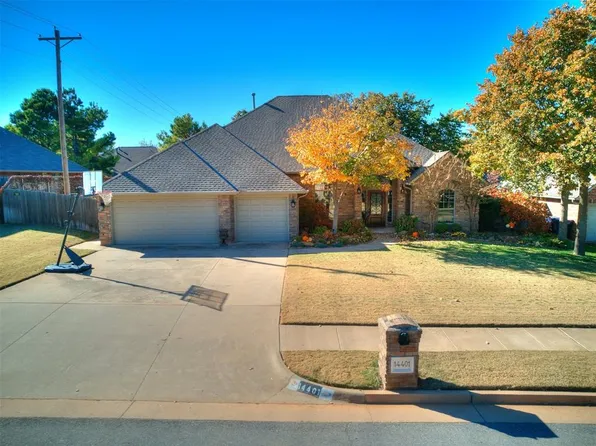 14401 Oxford Dr, Edmond, OK 73013