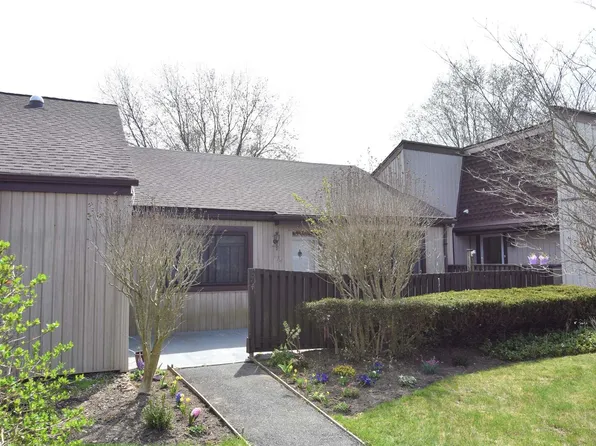 174 Strathmore Gate Drive #174, Stony Brook, NY 11790