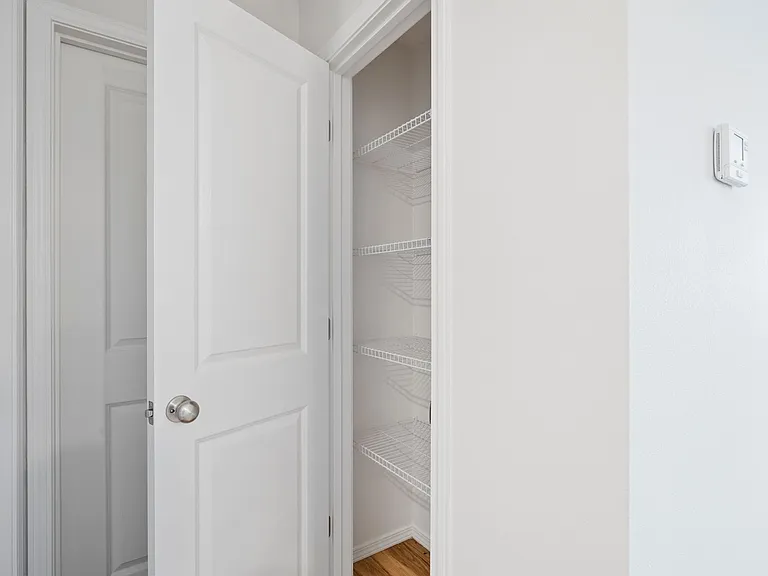 1001 Abbey Ave — Photo 22