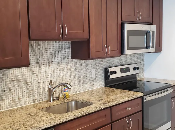 300 W Munsell Ave APT Aa1, Linden, NJ 07036
