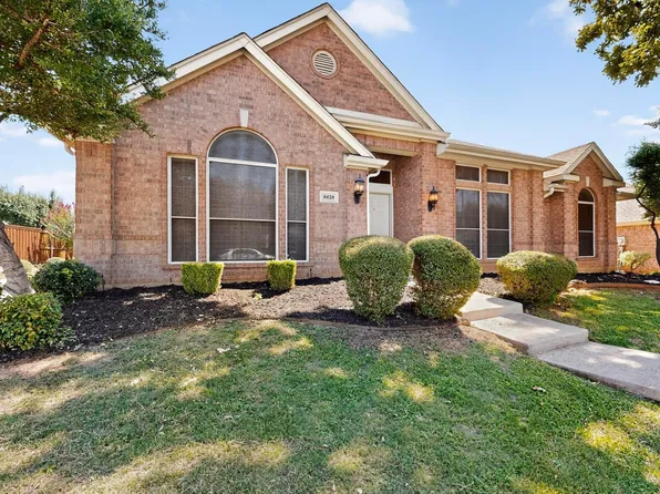 8420 Grand View Dr, North Richland Hills, TX 76182