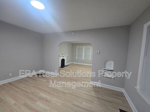 3rd image of 775 Berkeley Rd