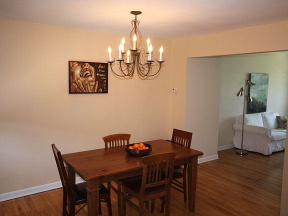 5th image of 1835 Northwest Ct #138