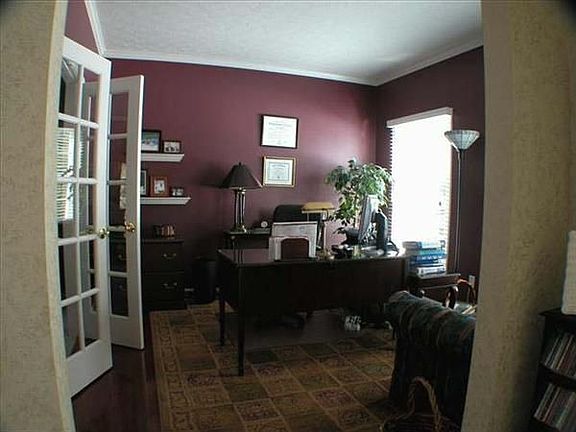 5th image of 2126 Lake Pointe Dr