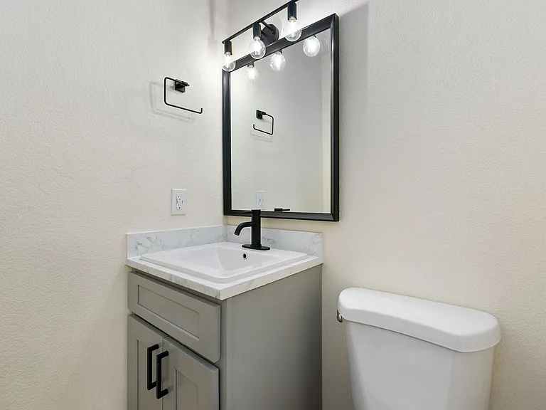 1624 Banyan Dr #2 — Photo 8