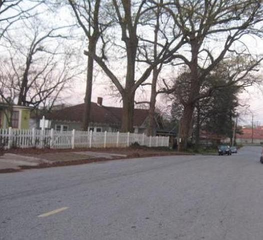 2nd image of 957 Oglethorpe Ave SW