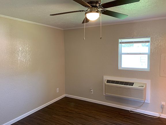5th image of 610 Watauga Rd APT 5