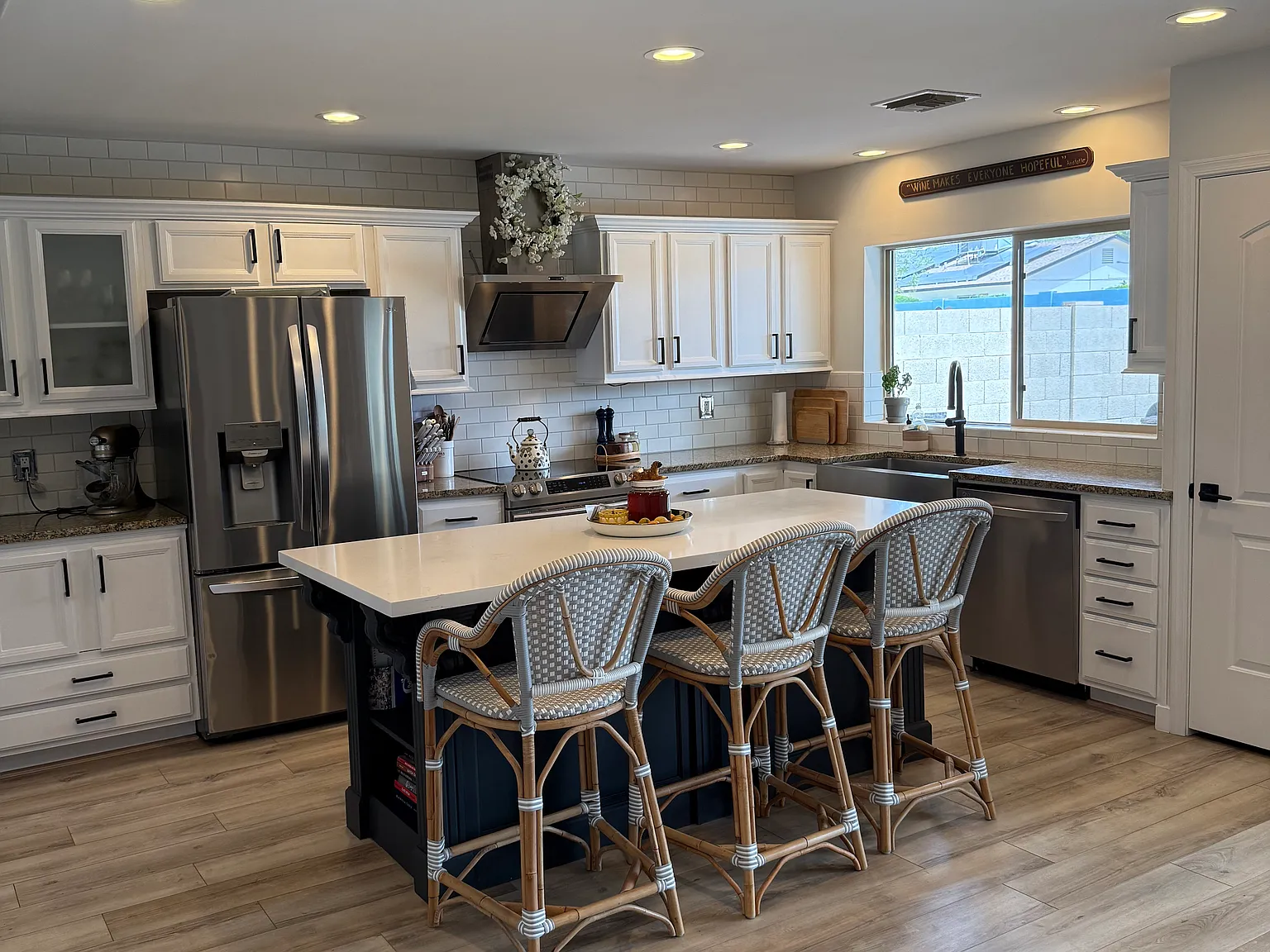 4 bed, 3.5 bath, 2238 sqft, $5,000 — Photo 3