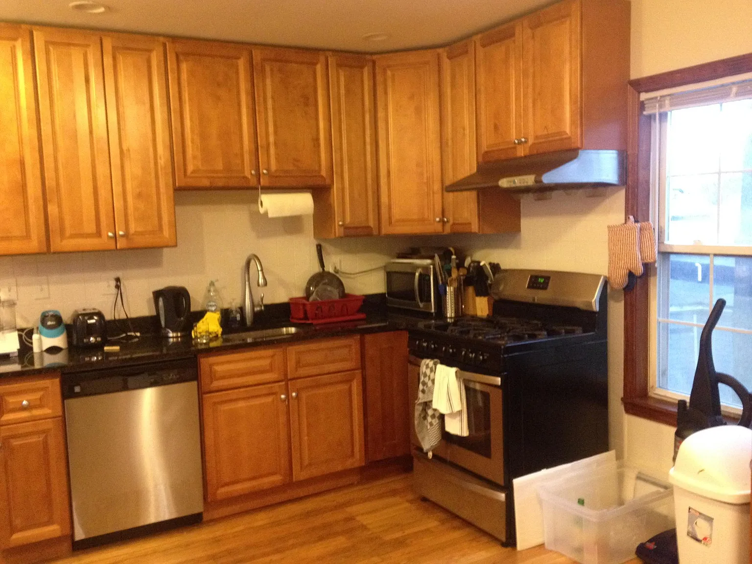 5 bed, 120 sqft, $999 — Photo 2
