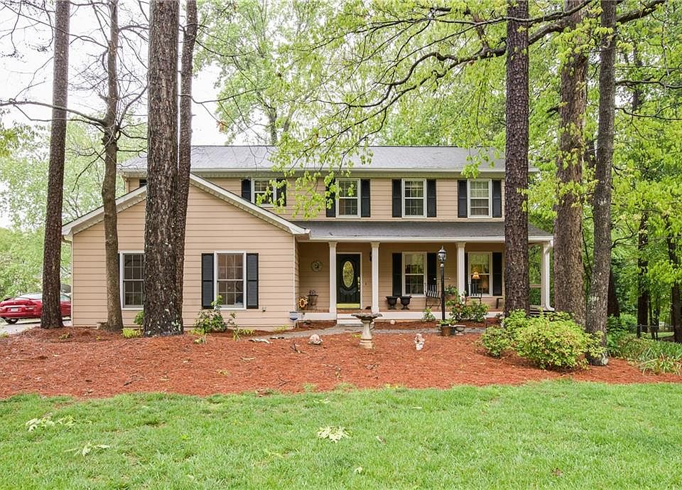 1st image of 1043 Wash Lee Dr