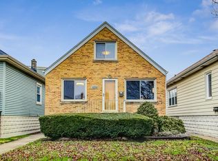 4824 N McVicker Ave, Chicago, IL 60630