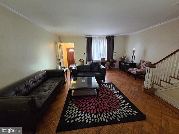 5th image of 1633 Conlyn St