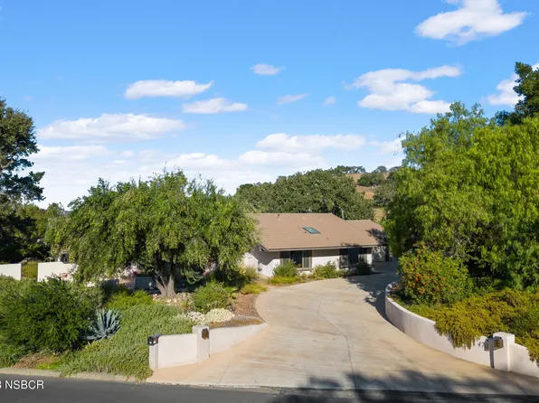 470 Rancho Alisal Dr, Solvang, CA 93463