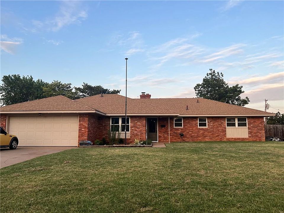 1st image of 1607 Crestview Dr