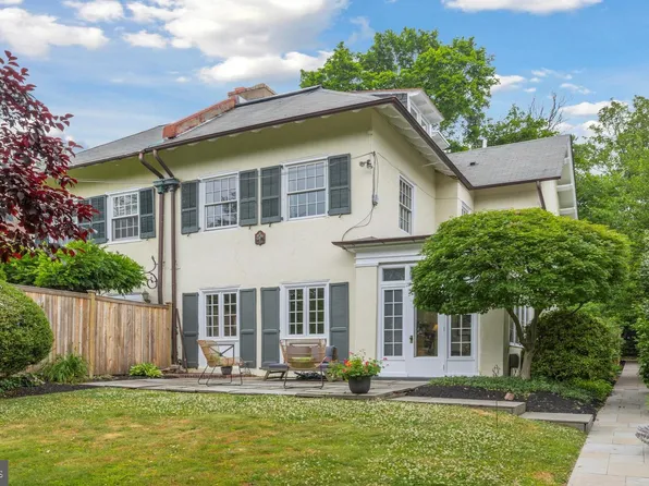 8713 Shawnee St, Philadelphia, PA 19118