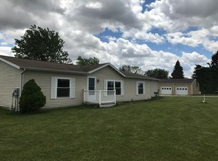 8497 S Loomis Rd, Shepherd, MI 48883