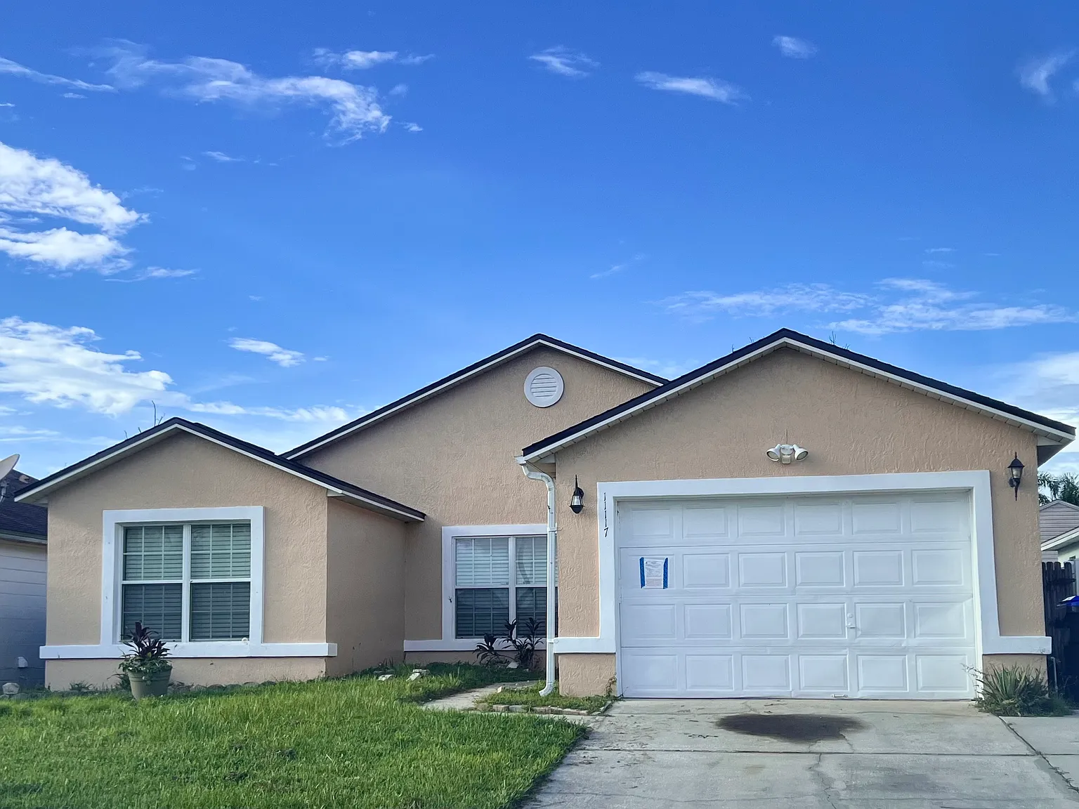 3 bed, 1544 sqft, $2,200 — Photo 1