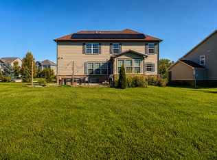 3 Andrew Ln, Hawthorn Woods, IL 60047