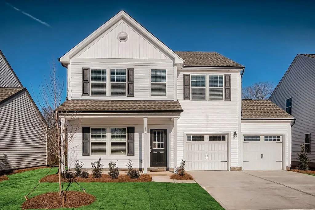 5 bed, 2416 sqft, $2,425 — Photo 1