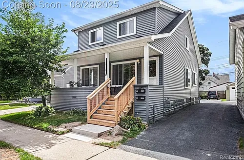 518 E Troy St #1 Photo 1