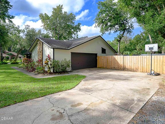 4th image of 335 Bent Creek Ln