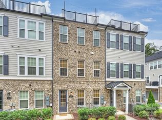5038 Harrowsmith Ln, Charlotte, NC 28204