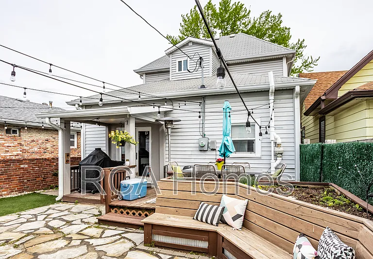 1547 Hoyt Ave — Photo 21