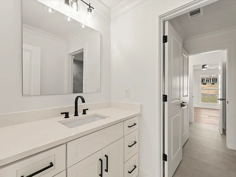 1270 Glen Eagle Dr — Photo 46