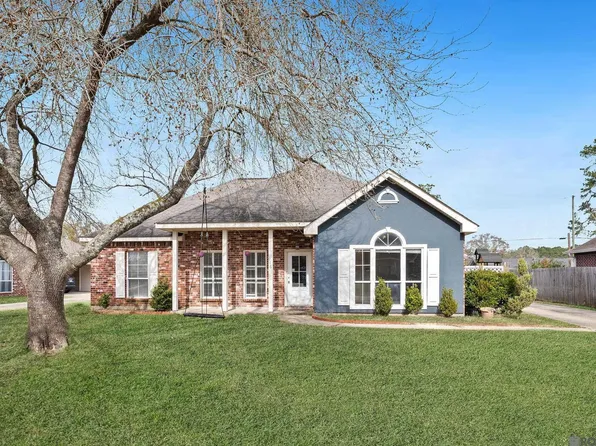 9169 Jordan Dr, Denham Springs, LA 70726