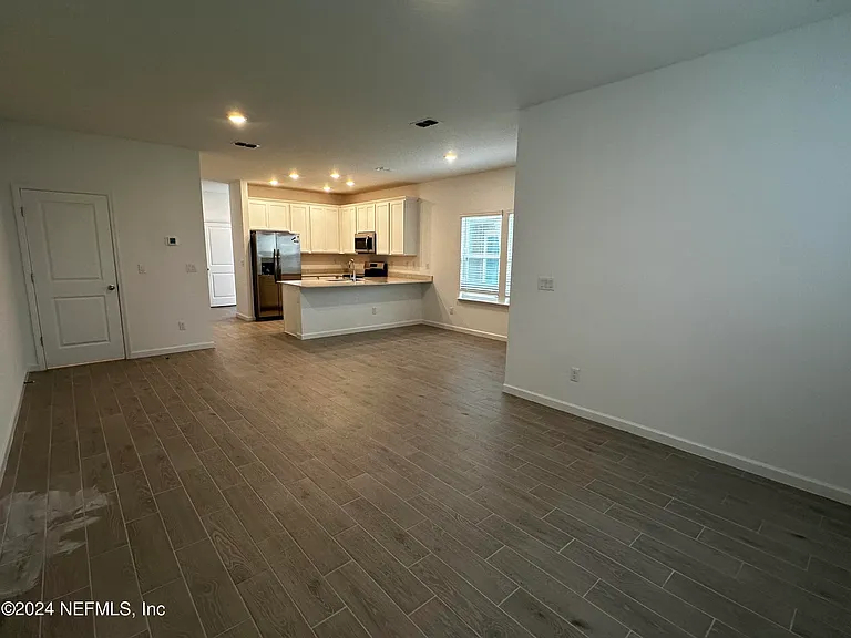4387 Leeward Breeze Loop — Photo 11