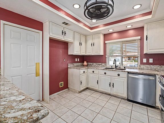 5th image of 36324 43rd St E