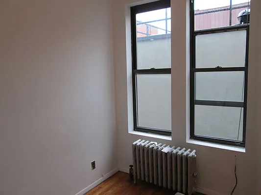 Rented by Michael Palmieri, LREB | media 18