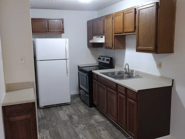 8743 Commercial Blvd #E — Photo 1
