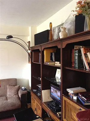 Sold by Besmatch Real Estate Inc | media 12