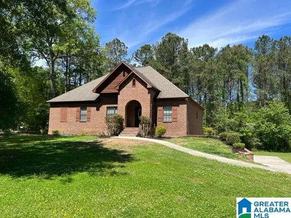 389 Rivercrest Dr, Westover, AL 35178