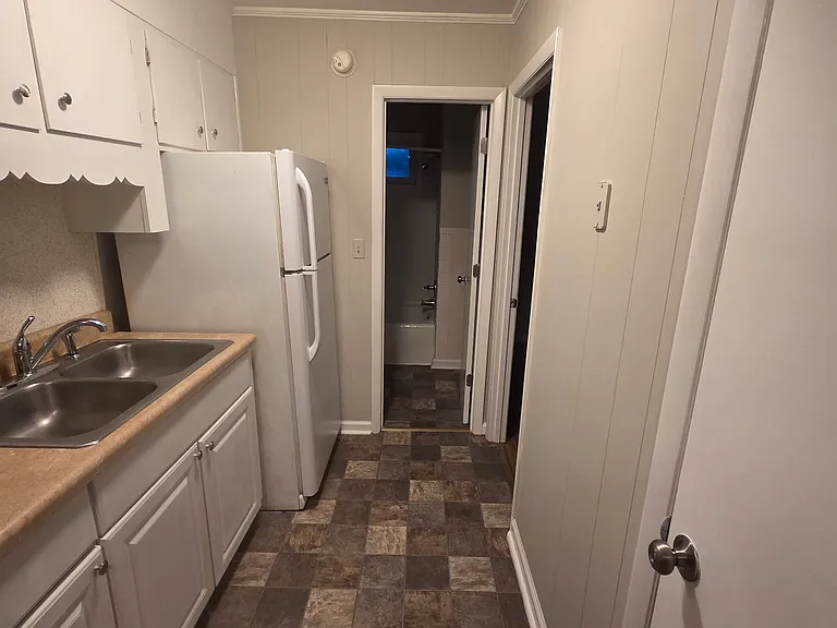 1208 Avondale Dr #36 — Photo 7