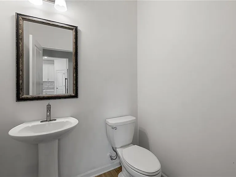 307 Danville Ave — Photo 15