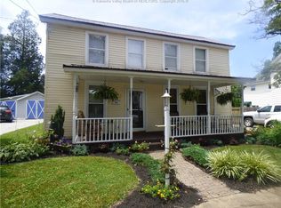 109 B St, Saint Albans, WV 25177