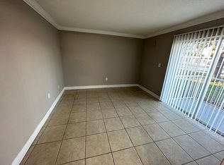 1830 Maravilla Ave APT 302, Fort Myers, FL 33901