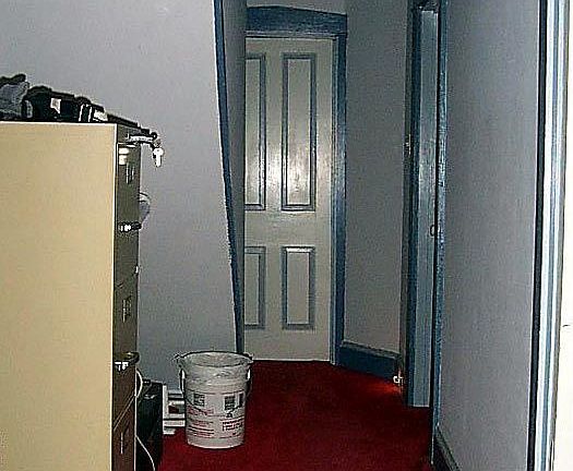 Hallway to 2nd & 3rd Bedroom 