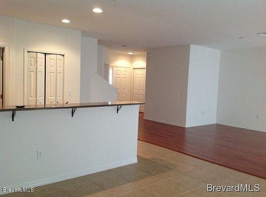 2nd image of 133 Majestic Bay Ave