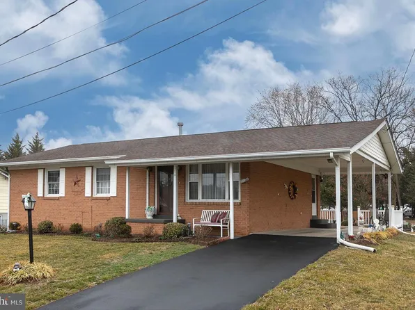 216 W Cedarmeade Ave, Winchester, VA 22601