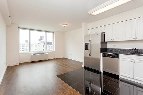 Rented by Mirador Real Estate | media 16