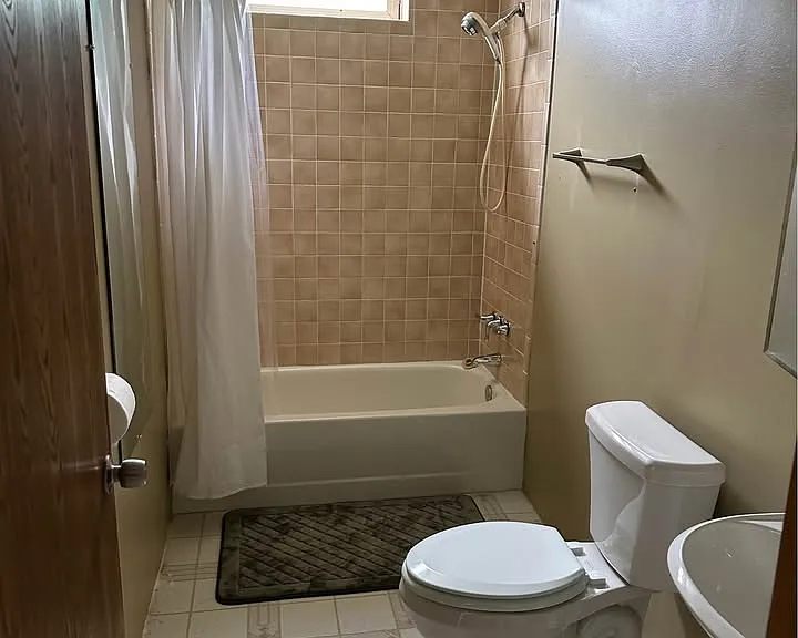 2715 Jackson Ave #1 — Photo 8