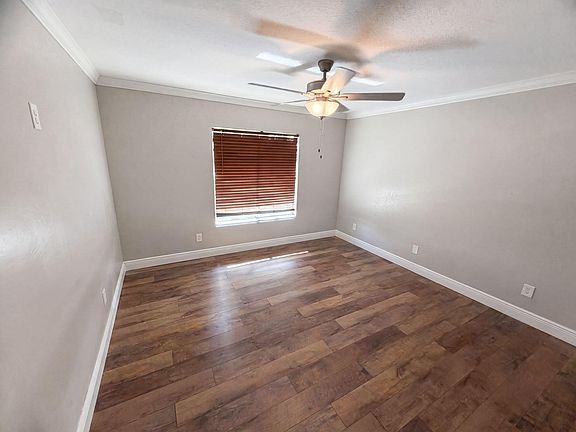 4th image of 2883 SW Cape Breton Drive