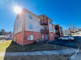 1110 Calhoun St #L, Radford, VA 24141