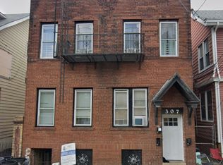 307 Clinton Pl, Newark, NJ 07112