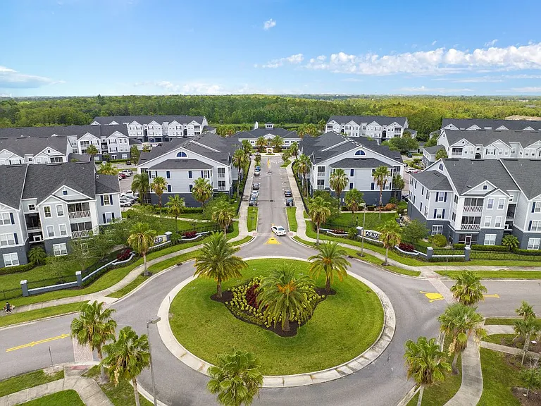 ARIUM Crowntree Lakes — Photo 80